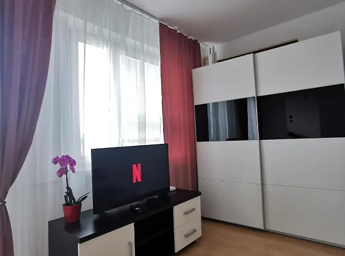 Millenium Self Check-in Faktura Apartment