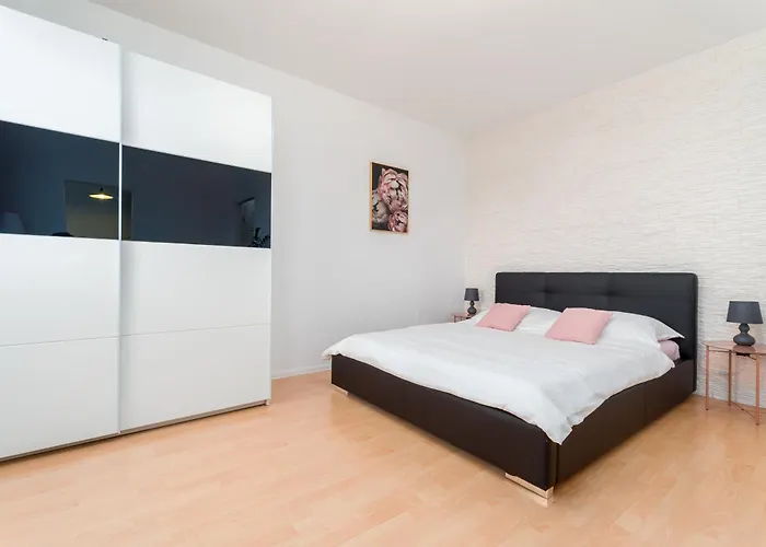 Apartment Millenium Self Check-in Faktura Rzeszow